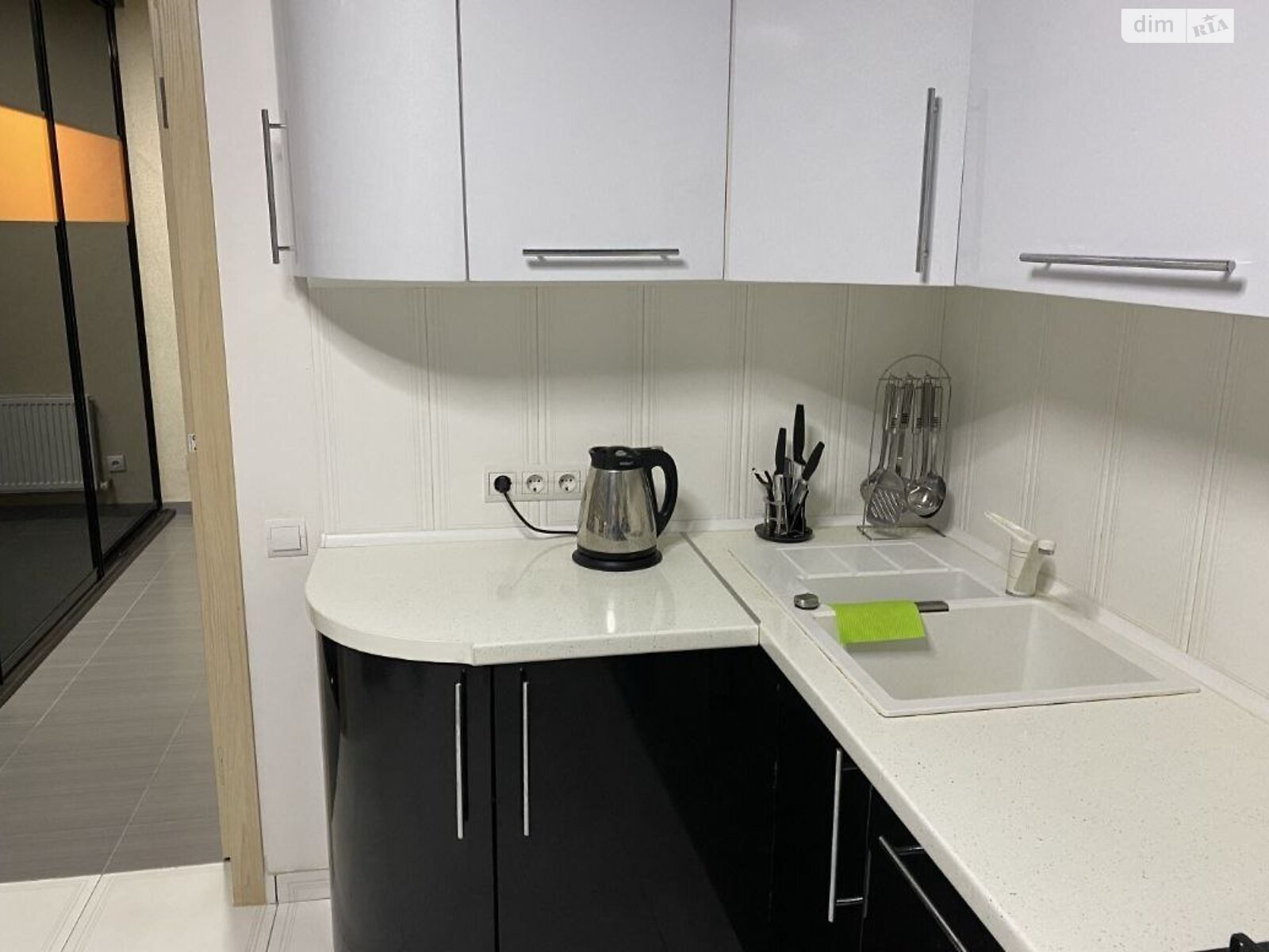 однокомнатная квартира в Луцке, район 55 микрорайон, на ул. Дмитрия Иващенко в аренду на долгий срок помесячно фото 1