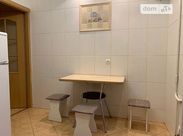 трикімнатна квартира в Луцьку, район 55 мікрорайон, на вул. Липинського В 9 в довготривалу оренду помісячно фото 1 трикімнатна квартира в Луцьку, район 55 мікрорайон, на вул. Липинського В 9 в довготривалу оренду помісячно фото 1