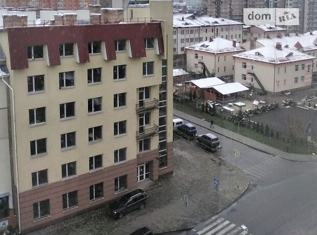 трикімнатна квартира з меблями в Луцьку, район 55 мікрорайон, на вул. Липинського В в довготривалу оренду помісячно фото 1 трикімнатна квартира з меблями в Луцьку, район 55 мікрорайон, на вул. Липинського В в довготривалу оренду помісячно фото 1