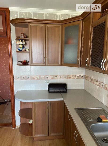 четырехкомнатная квартира с мебелью в Луцке, район ГПЗ, на ул. Грабовского 11 в аренду на долгий срок помесячно фото 1 четырехкомнатная квартира с мебелью в Луцке, район ГПЗ, на ул. Грабовского 11 в аренду на долгий срок помесячно фото 1