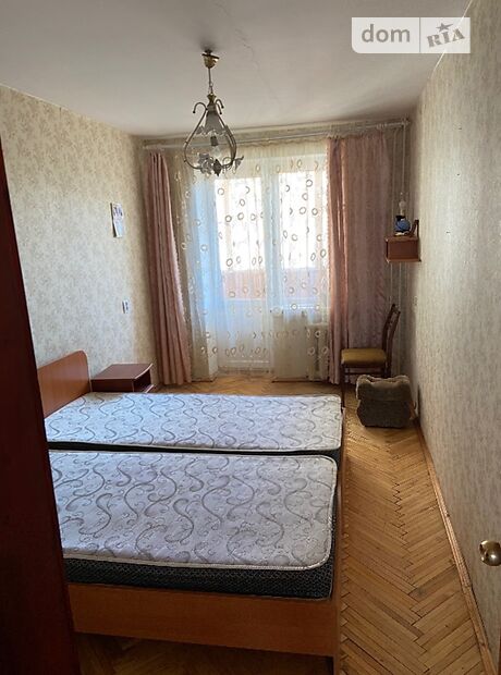 четырехкомнатная квартира с мебелью в Луцке, район ГПЗ, на ул. Грабовского 11 в аренду на долгий срок помесячно фото 1 четырехкомнатная квартира с мебелью в Луцке, район ГПЗ, на ул. Грабовского 11 в аренду на долгий срок помесячно фото 1