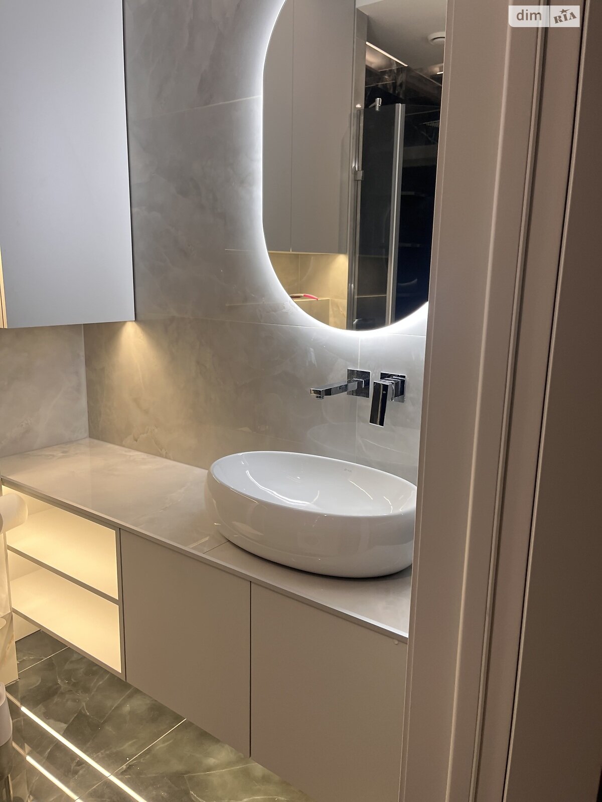 однокімнатна квартира в Луцьку, район ГПЗ, на вул. Володимира Івасюка 52В в довготривалу оренду помісячно фото 1