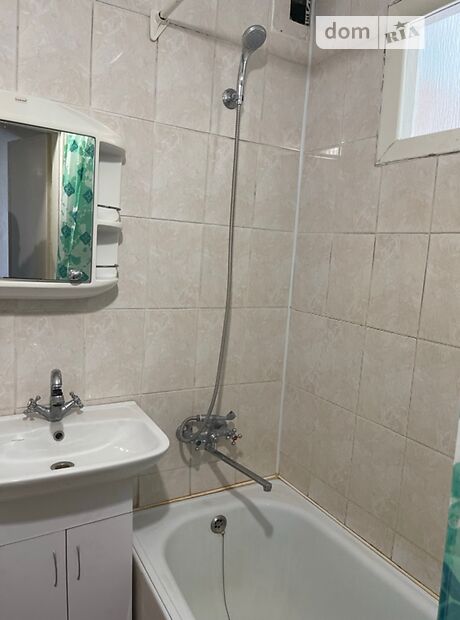 однокімнатна квартира в Луцьку, район Центр, на просп. Грушевського Президента 3, кв. 7 в довготривалу оренду помісячно фото 1 однокімнатна квартира в Луцьку, район Центр, на просп. Грушевського Президента 3, кв. 7 в довготривалу оренду помісячно фото 1