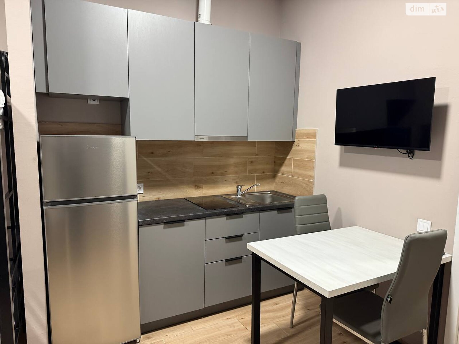 однокомнатная квартира в Луцке, район Гуща, на ул. Индустриальная в аренду на долгий срок помесячно фото 1