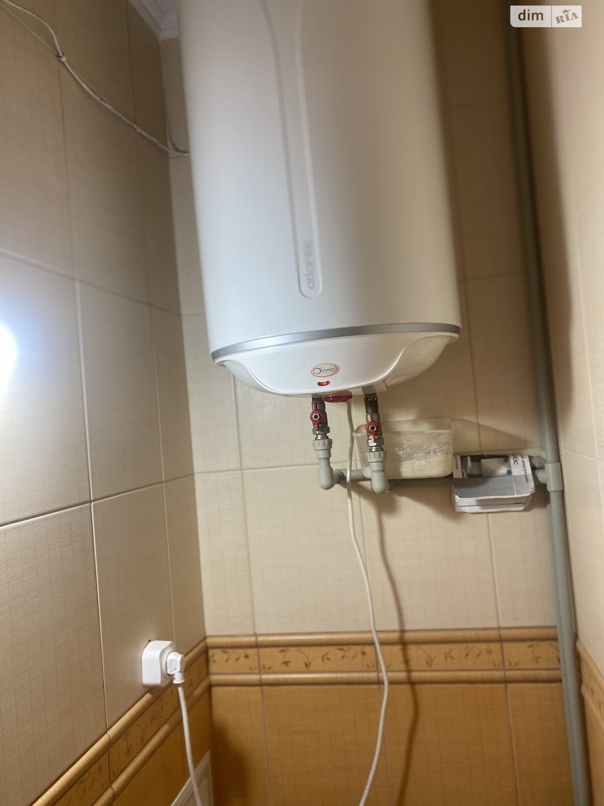 трехкомнатная квартира в Луцке, район Гуща, на ул. Наливайко 14А, кв. 40 в аренду на долгий срок помесячно фото 1