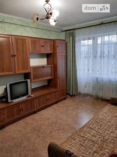 двухкомнатная квартира в Луцке, район Красное, на ул. Львовская 13 в аренду на долгий срок помесячно фото 1 двухкомнатная квартира в Луцке, район Красное, на ул. Львовская 13 в аренду на долгий срок помесячно фото 1