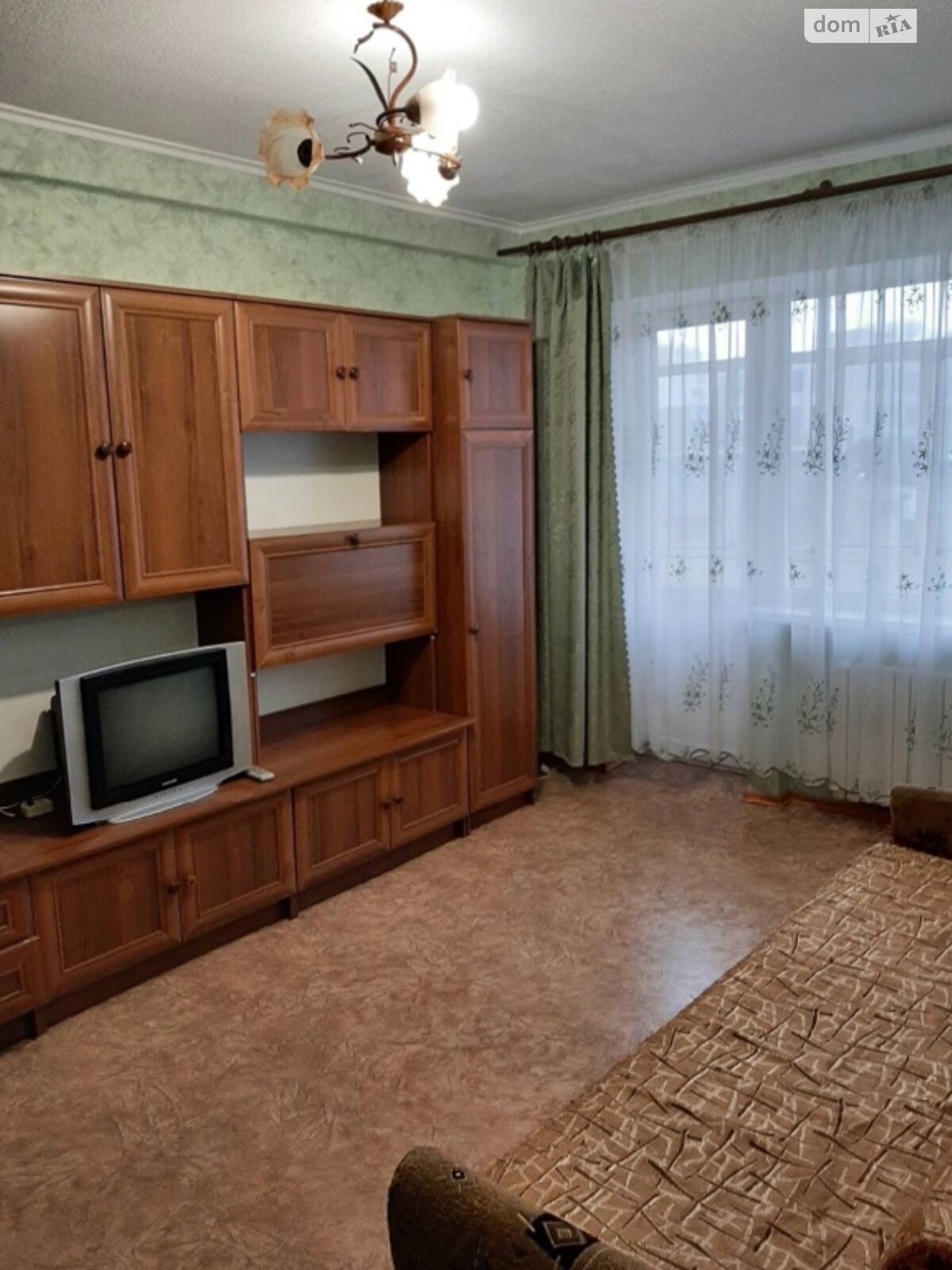 двухкомнатная квартира в Луцке, район Красное, на ул. Львовская 13 в аренду на долгий срок помесячно фото 1