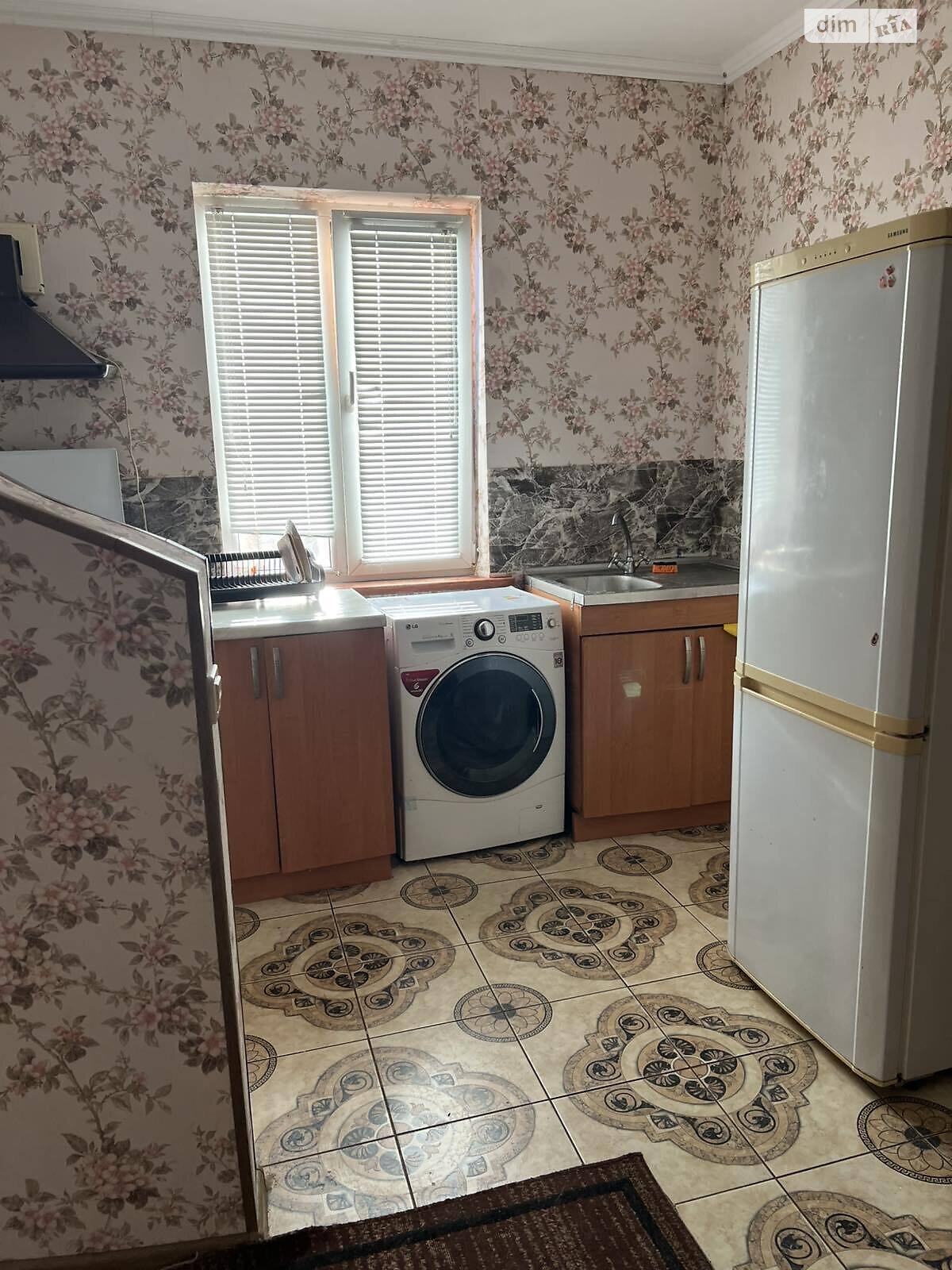 однокімнатна квартира в Луцьку, район Теремно, на вул. Дорошенка Гетьмана в довготривалу оренду помісячно фото 1