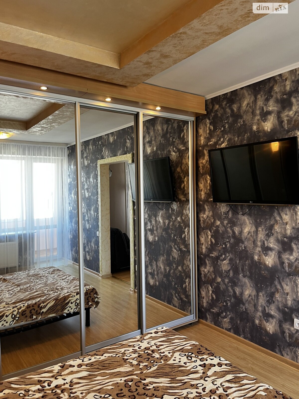 однокомнатная квартира в Луцке, район Теремно, на ул. Ровенская в аренду на долгий срок помесячно фото 1