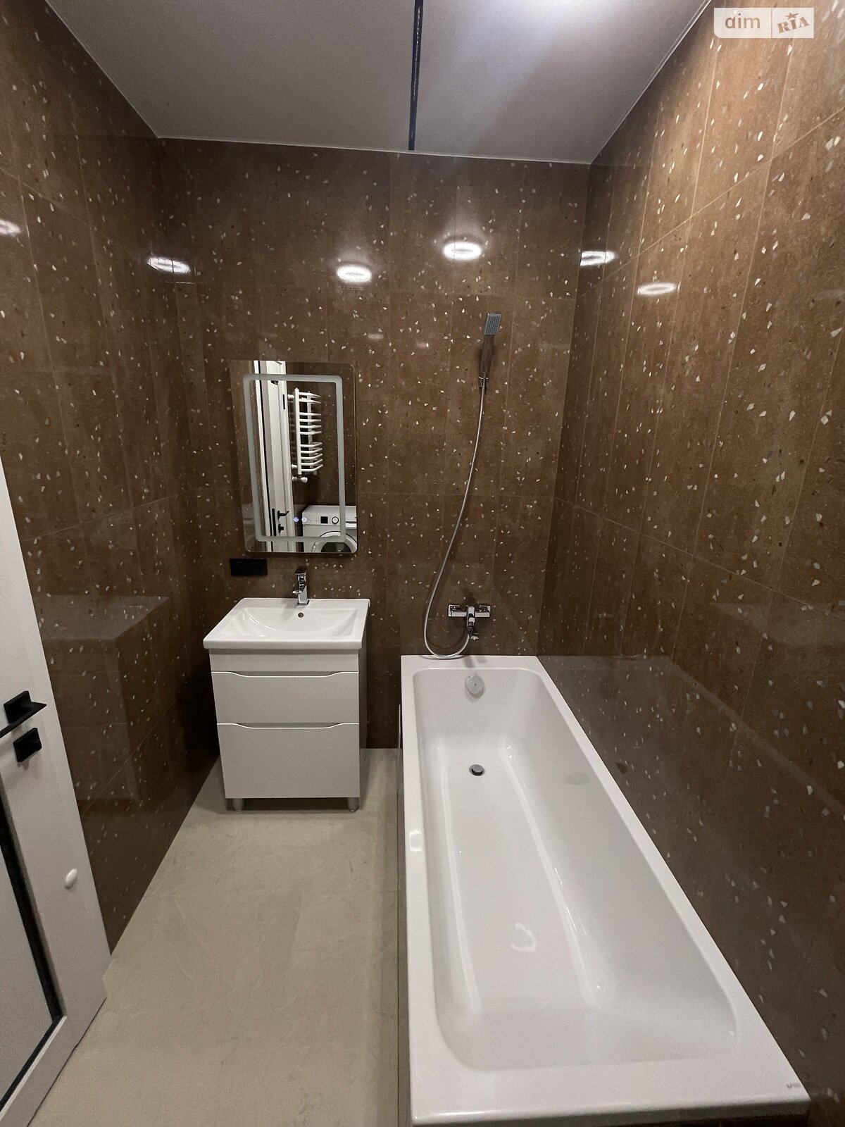 однокомнатная квартира в Луцке, район Теремно, на ул. Ровенская 113 в аренду на долгий срок помесячно фото 1