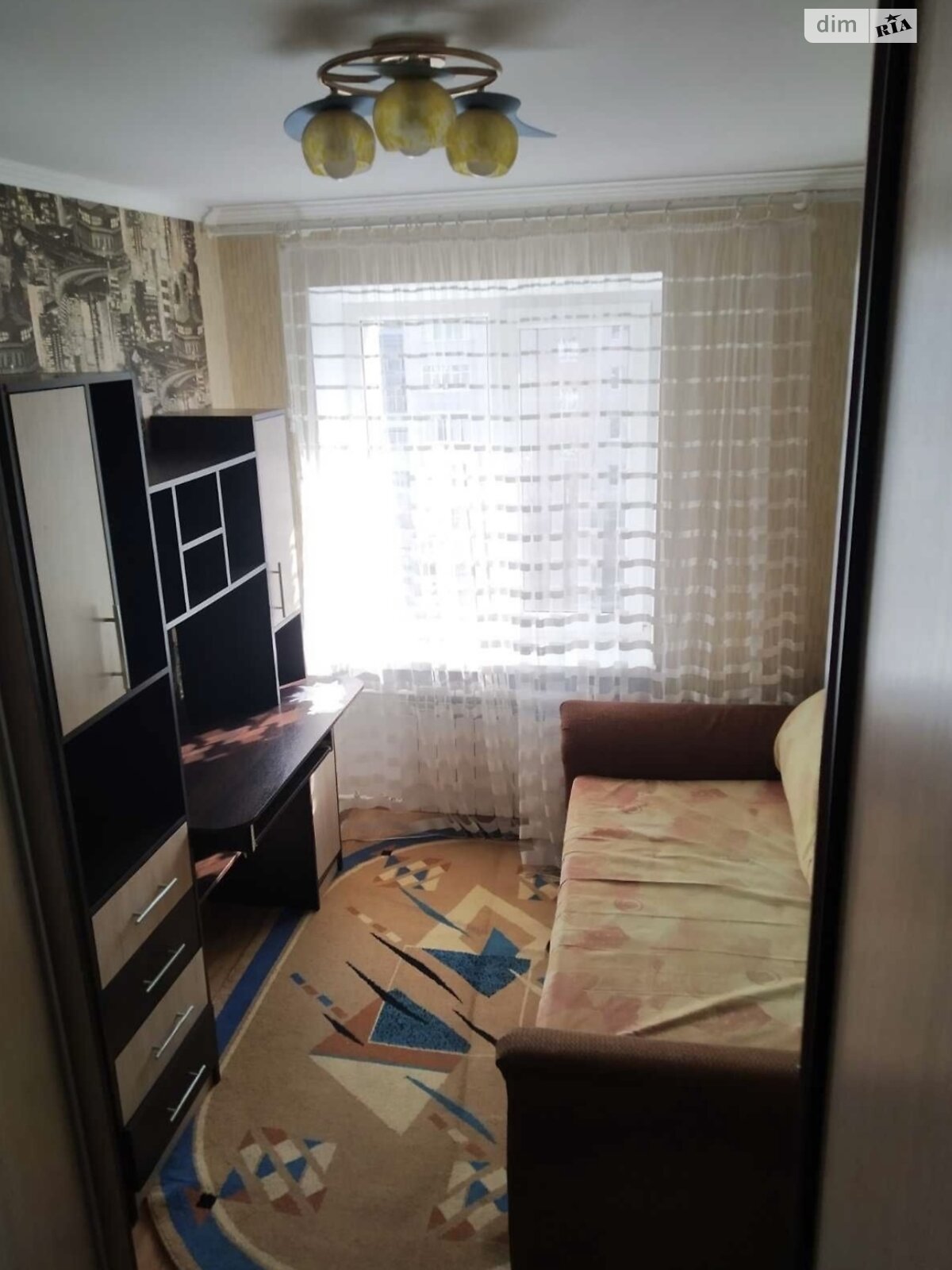 трикімнатна квартира з ремонтом в Луцьку, район Теремно, на просп. Відродження в довготривалу оренду помісячно фото 1 трикімнатна квартира з ремонтом в Луцьку, район Теремно, на просп. Відродження в довготривалу оренду помісячно фото 1