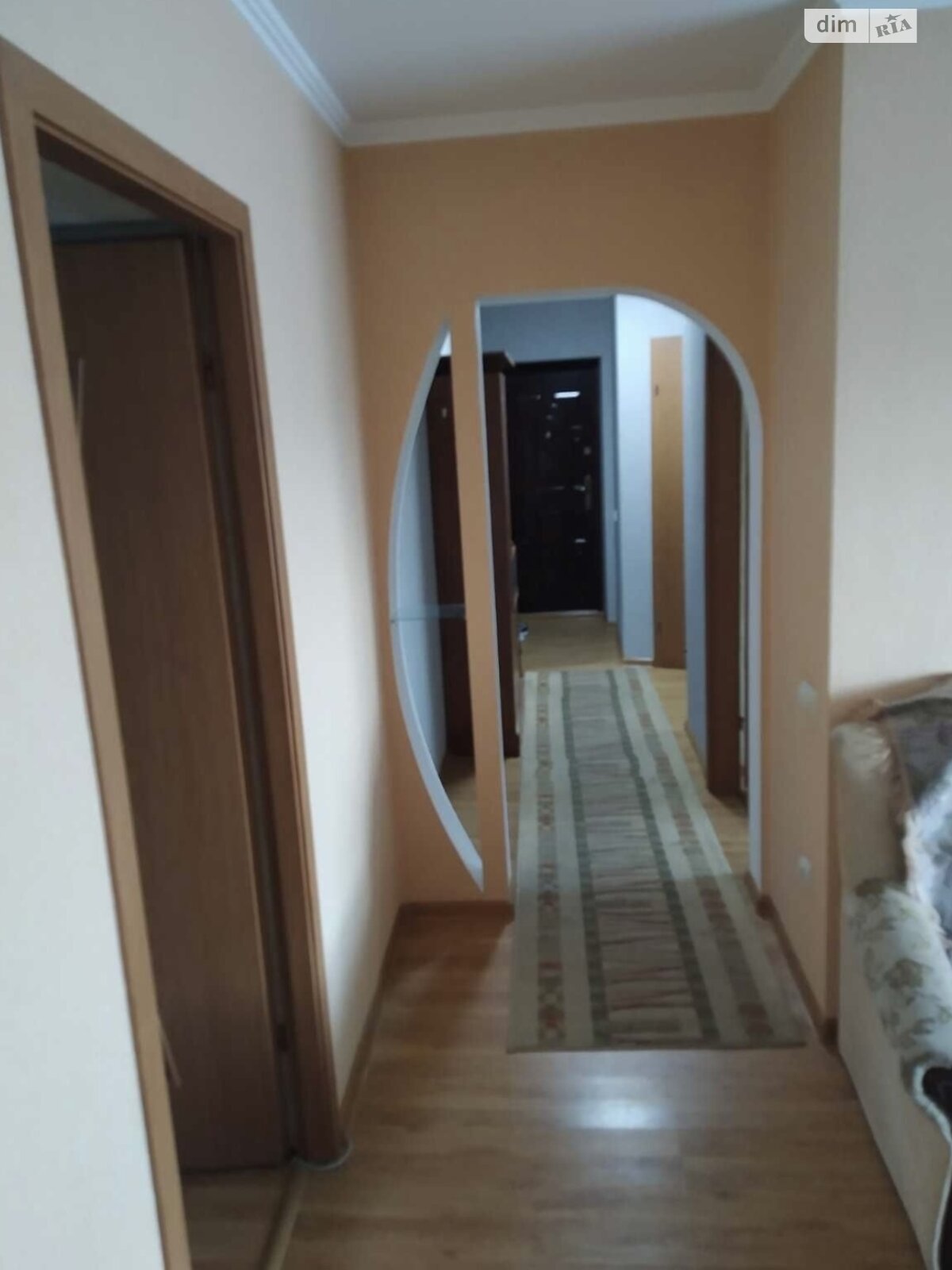 трикімнатна квартира з ремонтом в Луцьку, район Теремно, на просп. Відродження в довготривалу оренду помісячно фото 1 трикімнатна квартира з ремонтом в Луцьку, район Теремно, на просп. Відродження в довготривалу оренду помісячно фото 1