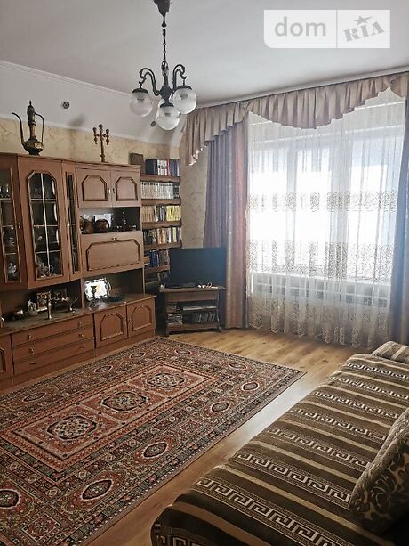 двухкомнатная квартира в Луцке, район Центр, на ул. Богдана Хмельницкого в аренду на долгий срок помесячно фото 1 двухкомнатная квартира в Луцке, район Центр, на ул. Богдана Хмельницкого в аренду на долгий срок помесячно фото 1