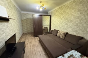 трехкомнатная квартира в Луцке, район Центр, на ул. Чехова 2 в аренду на долгий срок помесячно фото 2