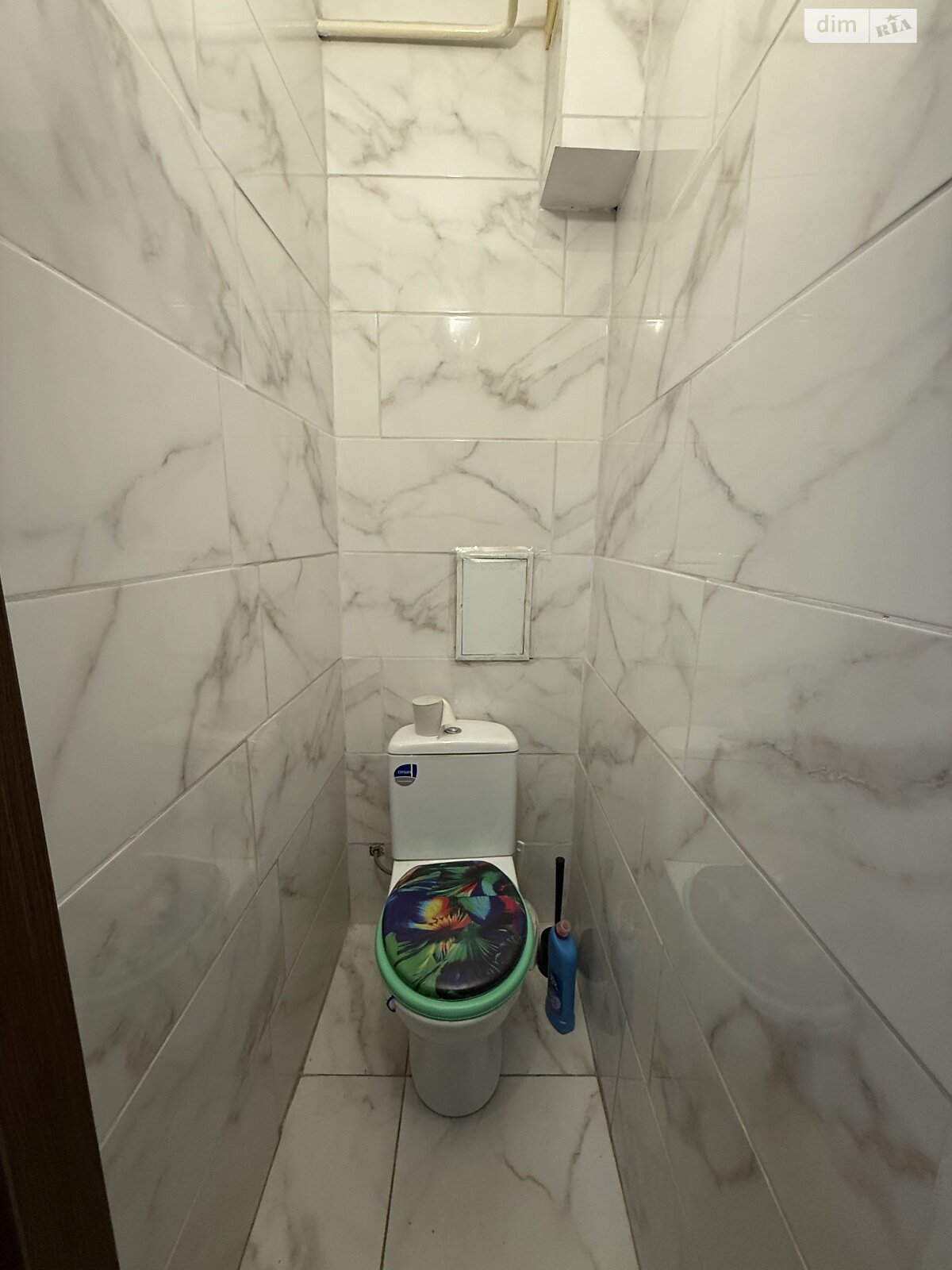 трехкомнатная квартира в Луцке, район Центр, на ул. Чехова 2 в аренду на долгий срок помесячно фото 1