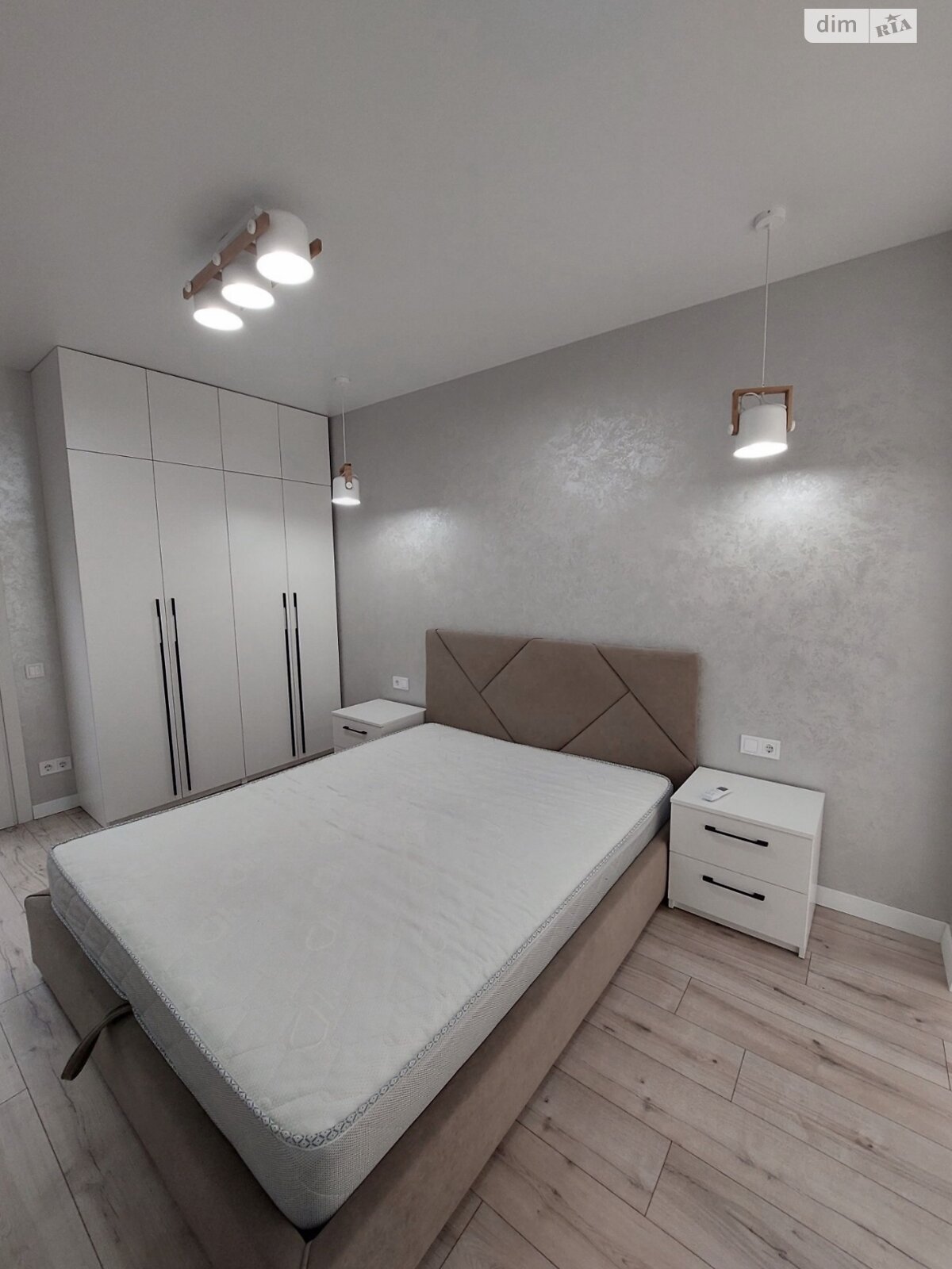 однокімнатна квартира в Луцьку, район Центр, на вул. Франка Івана 57 в довготривалу оренду помісячно фото 1