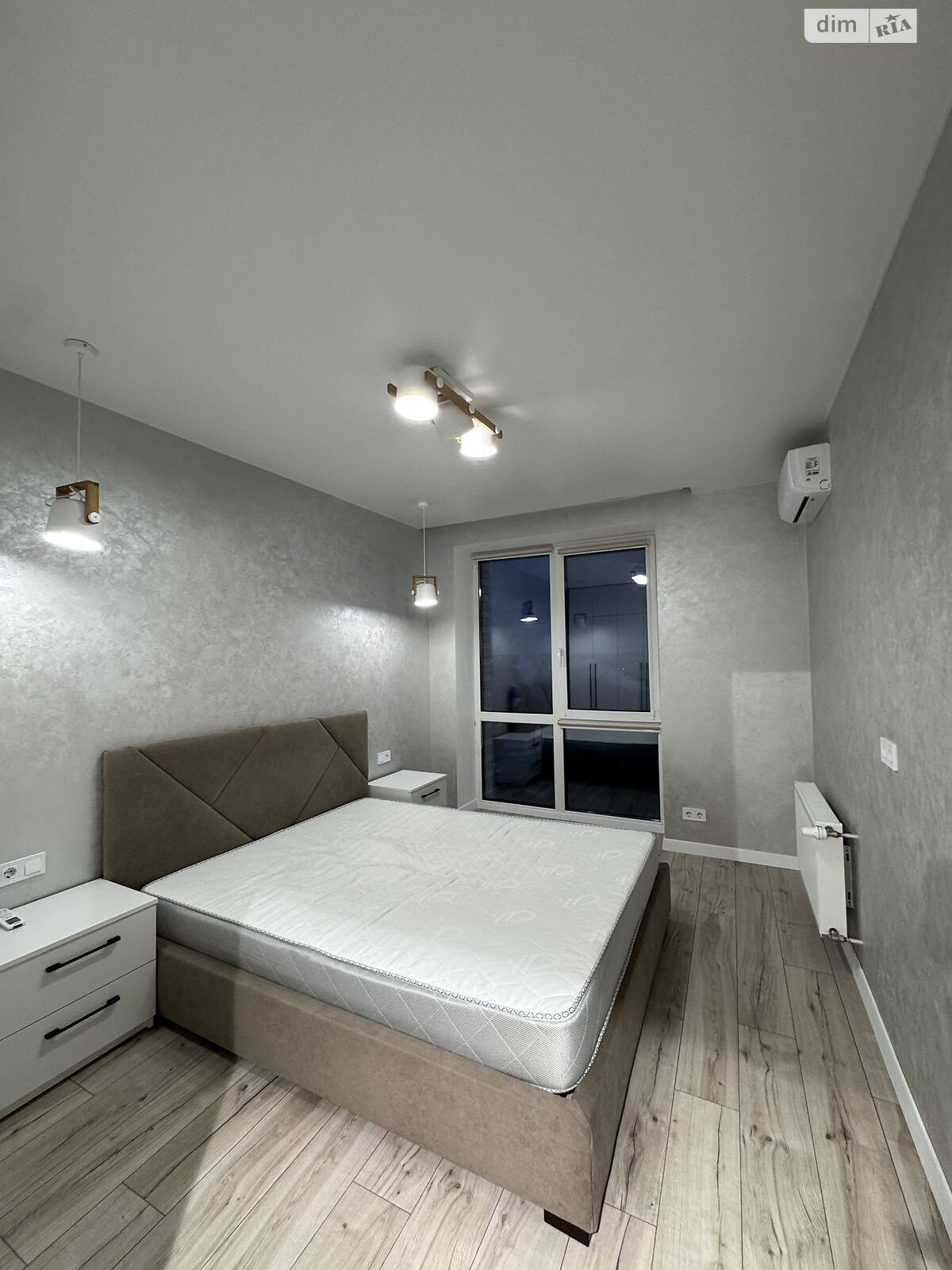 однокімнатна квартира в Луцьку, район Центр, на вул. Франка Івана 57 в довготривалу оренду помісячно фото 1