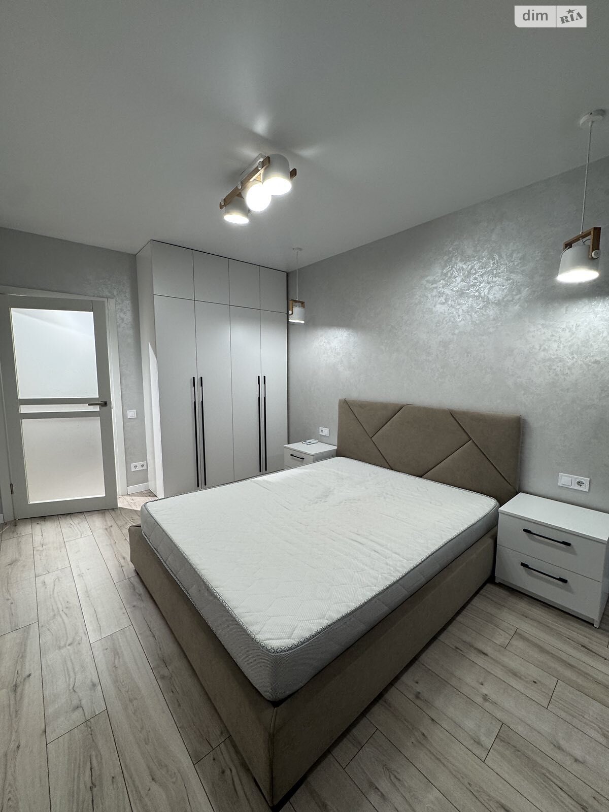 однокімнатна квартира в Луцьку, район Центр, на вул. Франка Івана 57 в довготривалу оренду помісячно фото 1