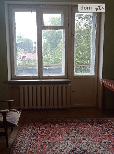 трехкомнатная квартира с мебелью в Луцке, район Центр, на ул. Грибоедова в аренду на долгий срок помесячно фото 1 трехкомнатная квартира с мебелью в Луцке, район Центр, на ул. Грибоедова в аренду на долгий срок помесячно фото 1