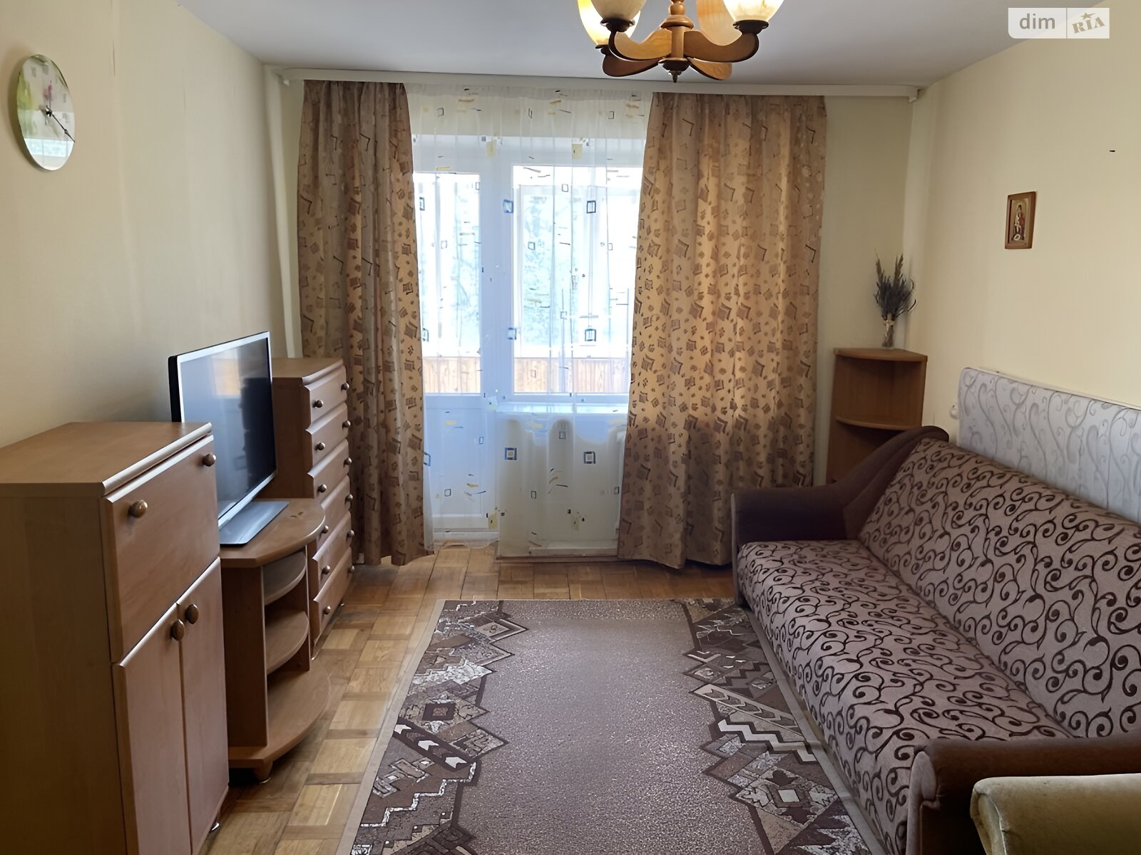 однокімнатна квартира в Луцьку, район Центр, на просп. Грушевського Президента в довготривалу оренду помісячно фото 1 однокімнатна квартира в Луцьку, район Центр, на просп. Грушевського Президента в довготривалу оренду помісячно фото 1