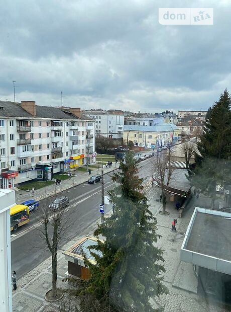 двухкомнатная квартира в Луцке, район Центр, на ул. Винниченко 51 в аренду на долгий срок помесячно фото 1 двухкомнатная квартира в Луцке, район Центр, на ул. Винниченко 51 в аренду на долгий срок помесячно фото 1