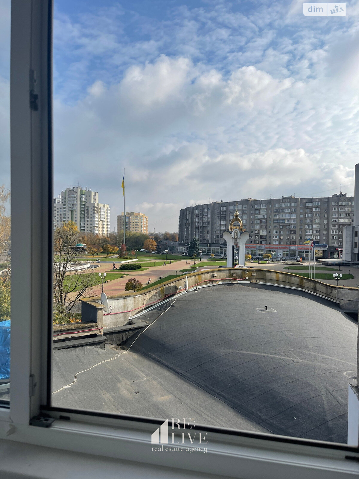 трехкомнатная квартира в Луцке, район Центр, на майд. Киевская в аренду на долгий срок помесячно фото 1 трехкомнатная квартира в Луцке, район Центр, на майд. Киевская в аренду на долгий срок помесячно фото 1