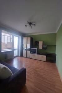 двокімнатна квартира в Луцьку, район Центр, на вул. Лесі Українки 18 в довготривалу оренду помісячно фото 2