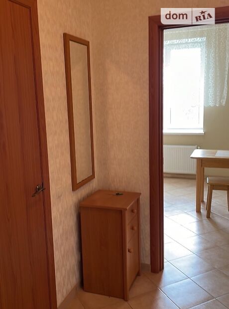 однокомнатная квартира в Луцке, район Центр, на ул. Набережная 10 в аренду на долгий срок помесячно фото 1 однокомнатная квартира в Луцке, район Центр, на ул. Набережная 10 в аренду на долгий срок помесячно фото 1