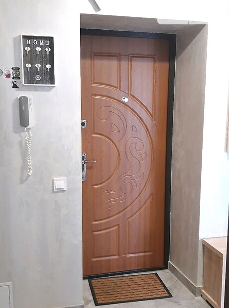 однокімнатна квартира з меблями в Луцьку, район Центр, на вул. Набережна в довготривалу оренду помісячно фото 1 однокімнатна квартира з меблями в Луцьку, район Центр, на вул. Набережна в довготривалу оренду помісячно фото 1