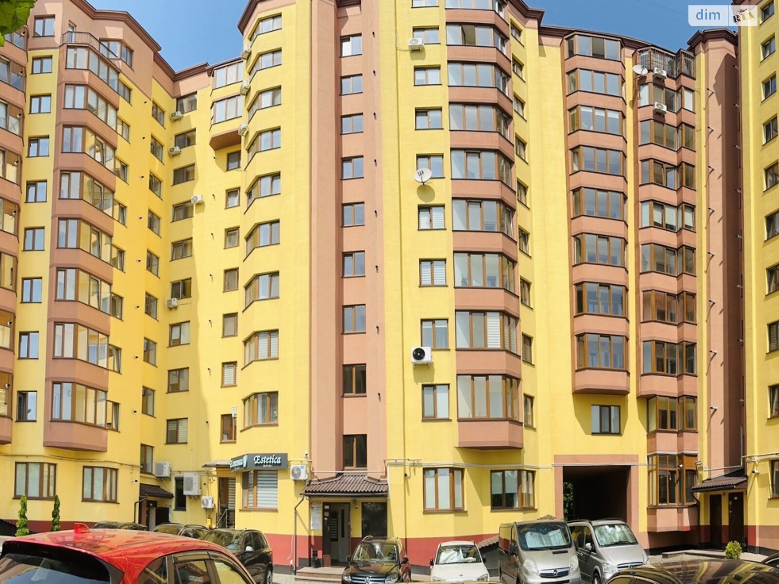 трехкомнатная квартира в Луцке, район Центр, на ул. Огиенко Ивана 2А в аренду на долгий срок помесячно фото 1 трехкомнатная квартира в Луцке, район Центр, на ул. Огиенко Ивана 2А в аренду на долгий срок помесячно фото 1