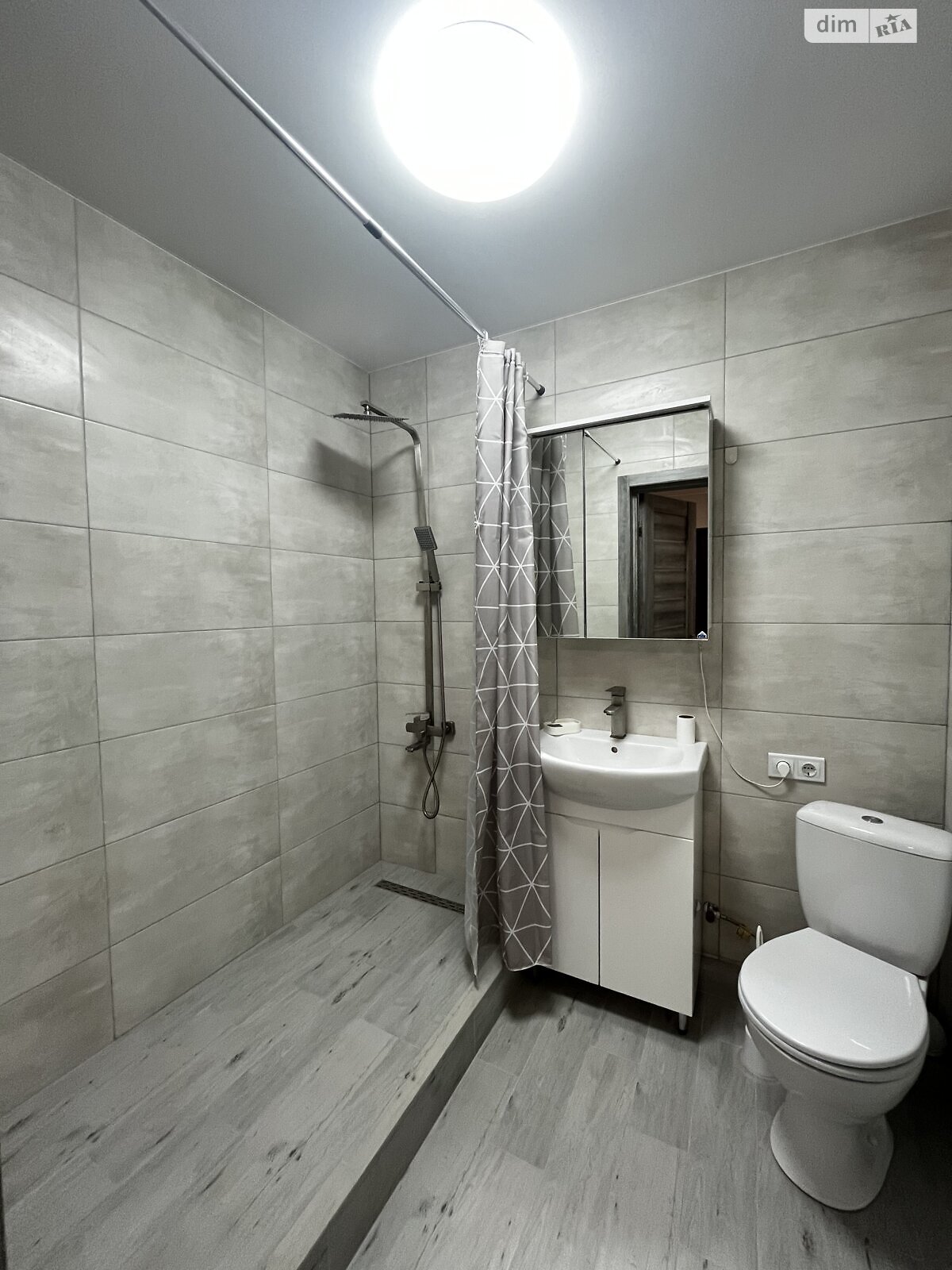 двухкомнатная квартира в Луцке, район Центр, на просп. Победы в аренду на долгий срок помесячно фото 1 двухкомнатная квартира в Луцке, район Центр, на просп. Победы в аренду на долгий срок помесячно фото 1