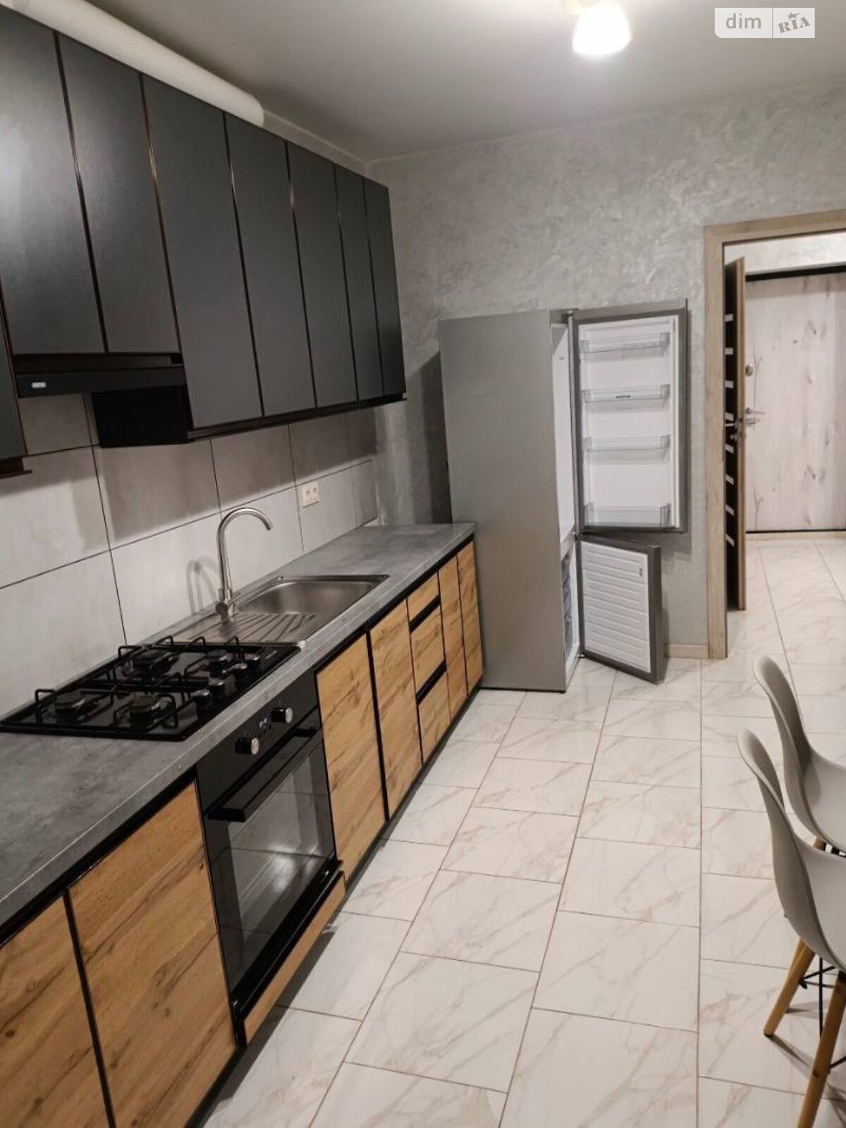 однокомнатная квартира в Луцке, район Центр, на ул. Привокзальная в аренду на долгий срок помесячно фото 1