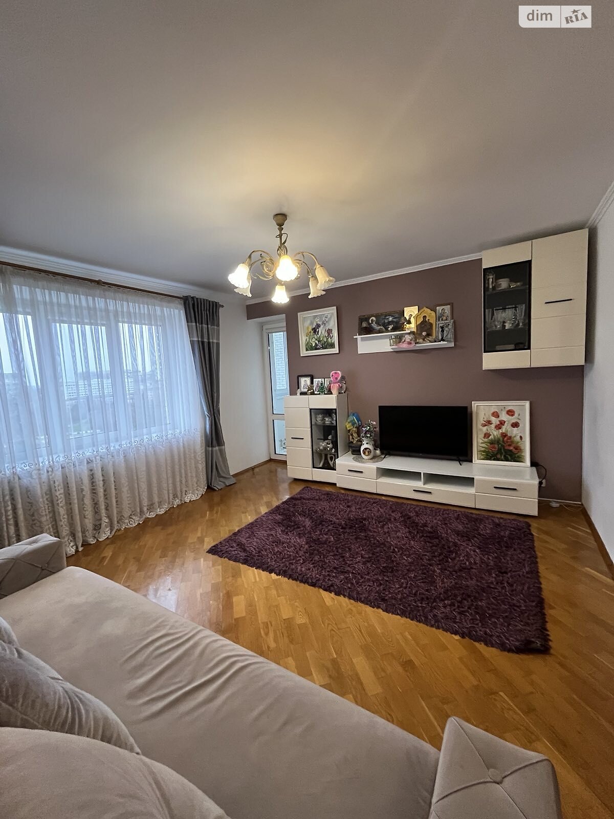 двухкомнатная квартира в Луцке, район Центр, на ул. Света 3 в аренду на долгий срок помесячно фото 1