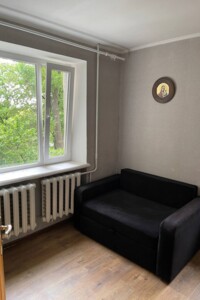 трикімнатна квартира в Луцьку, район Центр, на просп. Волі в довготривалу оренду помісячно фото 2