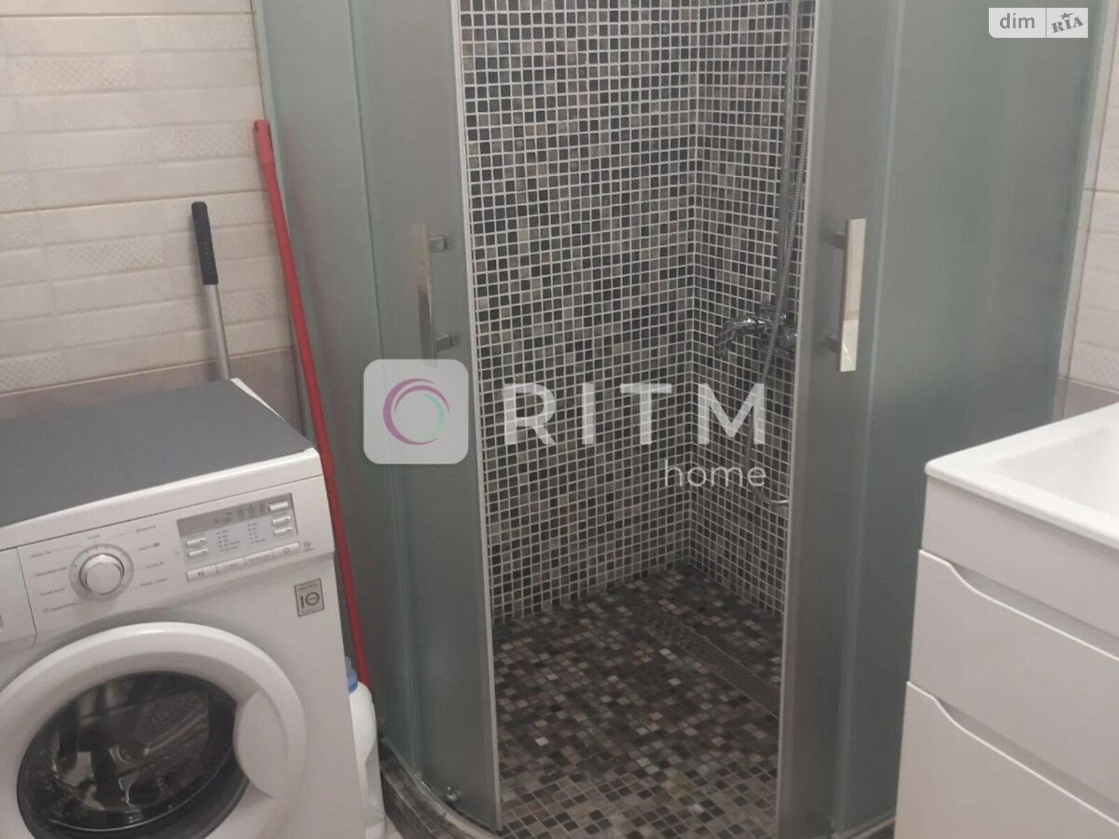 двокімнатна квартира в Луцьку, район Центр, на вул. Яровиця 10 в довготривалу оренду помісячно фото 1