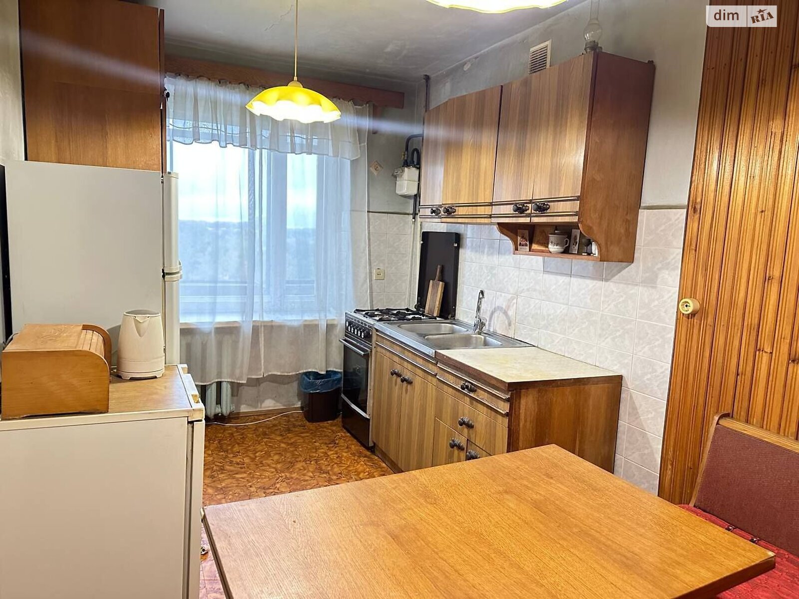 трикімнатна квартира в Львові, район Батальна, на вул. Лисеницька 1 в довготривалу оренду помісячно фото 1