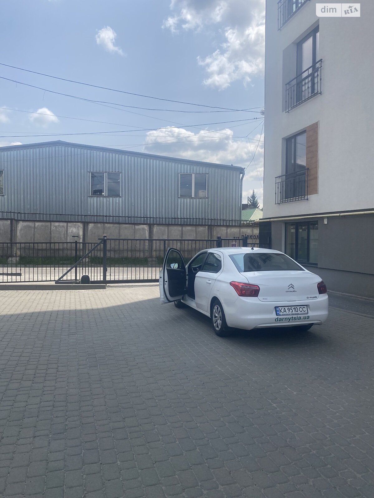 двокімнатна квартира в Львові, район Батальна, на вул. Зелена 119, кв. 27 в довготривалу оренду помісячно фото 1 двокімнатна квартира в Львові, район Батальна, на вул. Зелена 119, кв. 27 в довготривалу оренду помісячно фото 1