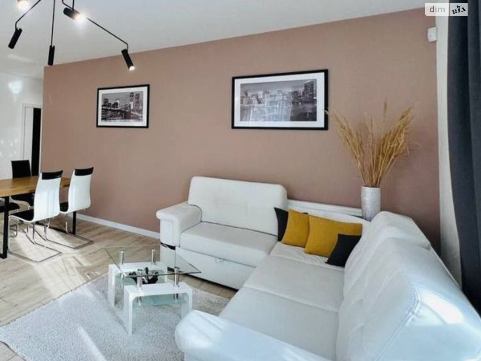 однокомнатная квартира в Львове, район Боднаровка, на ул. Франциска Скорини 42 в аренду на долгий срок помесячно фото 1 однокомнатная квартира в Львове, район Боднаровка, на ул. Франциска Скорини 42 в аренду на долгий срок помесячно фото 1