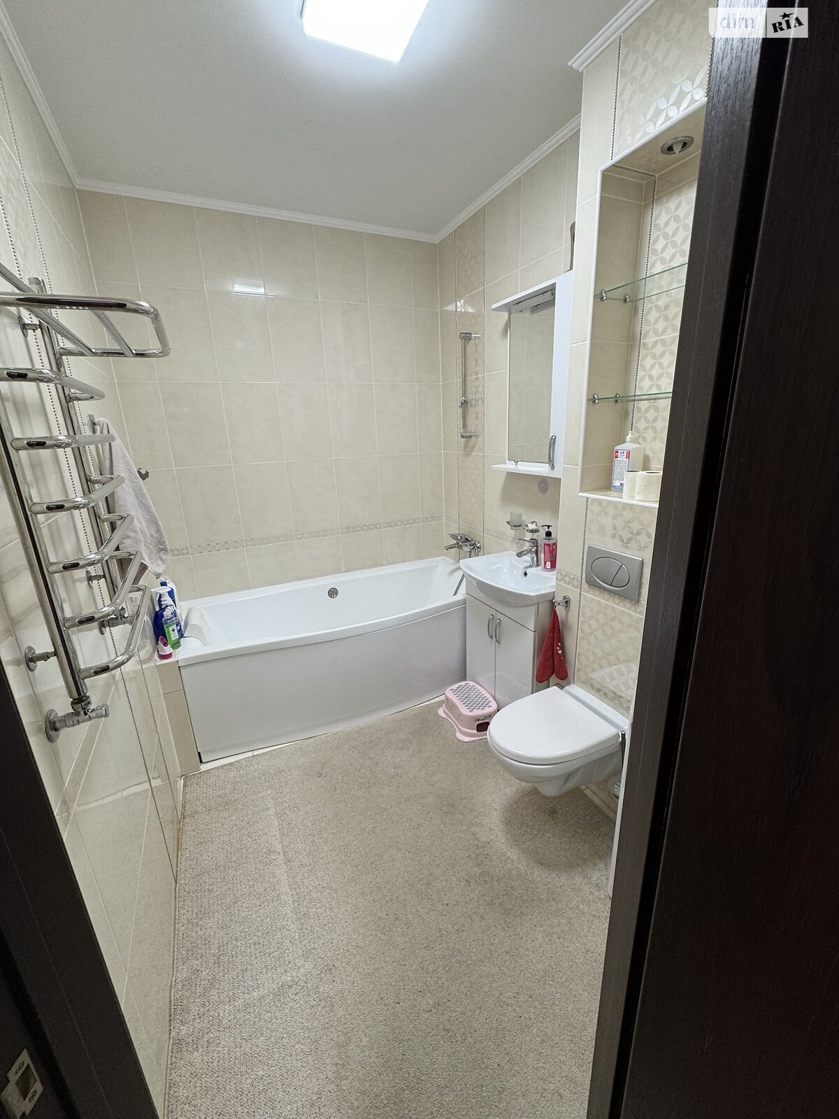 двокімнатна квартира в Львові, район Боднарівка, на вул. Мікльоша Карла 11 в довготривалу оренду помісячно фото 1