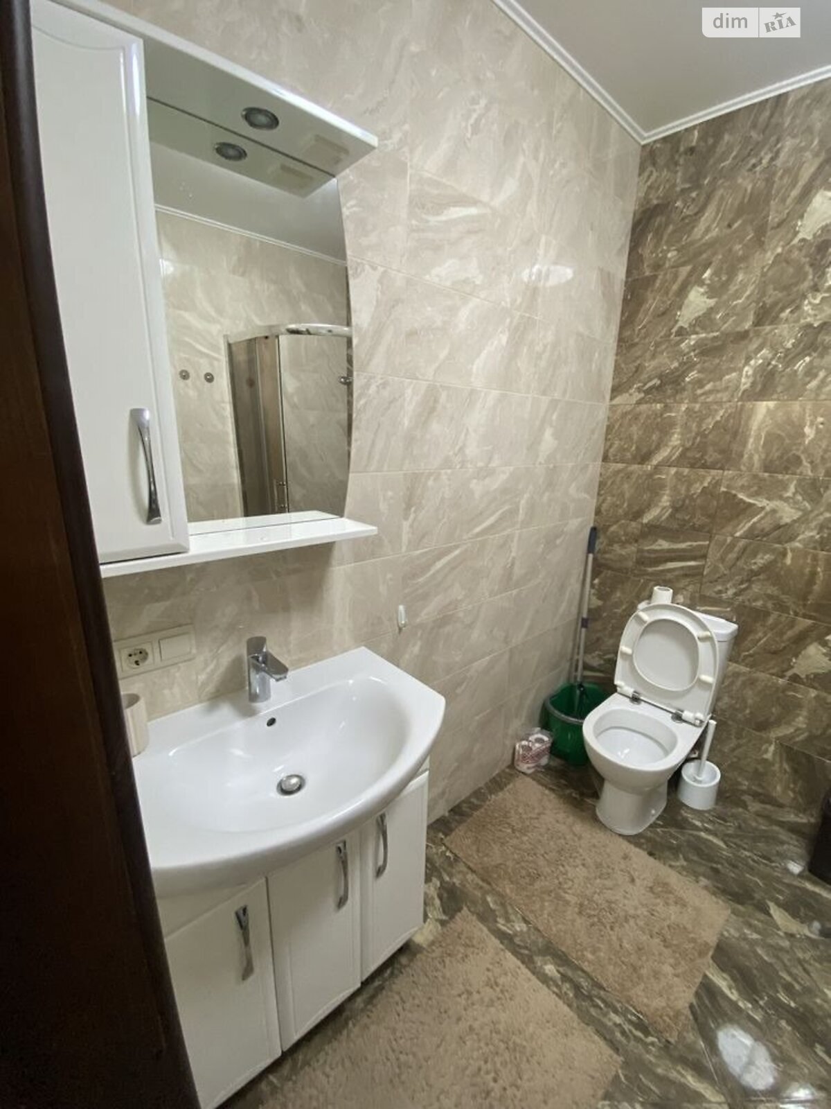 однокомнатная квартира в Львове, район Боднаровка, на ул. Миклеша Карла 5 в аренду на долгий срок помесячно фото 1