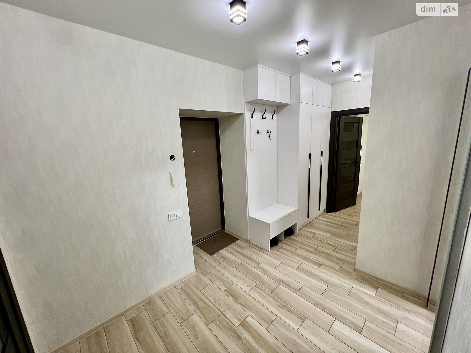 двухкомнатная квартира в Львове, район Сыховский, на ул. Стрыйская 115Г в аренду на долгий срок помесячно фото 1 двухкомнатная квартира в Львове, район Сыховский, на ул. Стрыйская 115Г в аренду на долгий срок помесячно фото 1