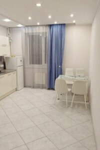 однокомнатная квартира в Львове, район Богдановка, на ул. Кравченко Ульяны 8 в аренду на долгий срок помесячно фото 2