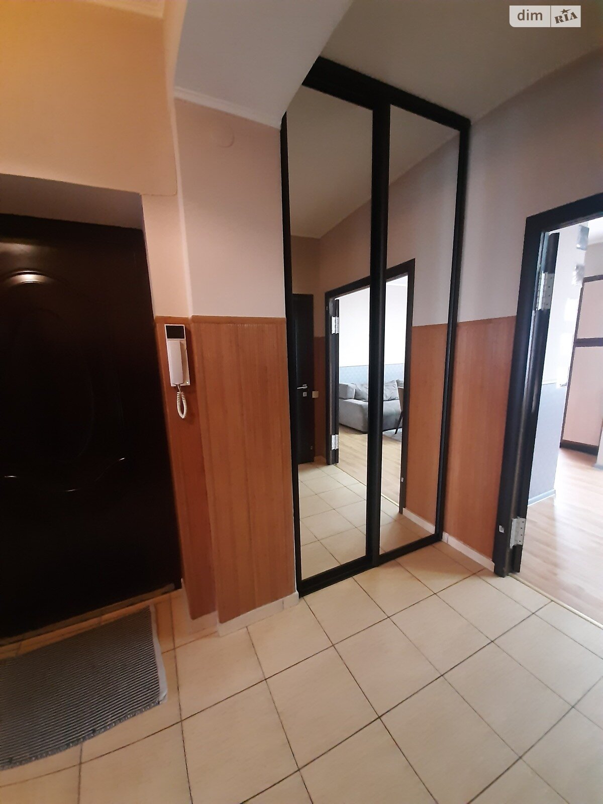 двокімнатна квартира в Львові, район Богданівка, на вул. Окружна в довготривалу оренду помісячно фото 1 двокімнатна квартира в Львові, район Богданівка, на вул. Окружна в довготривалу оренду помісячно фото 1