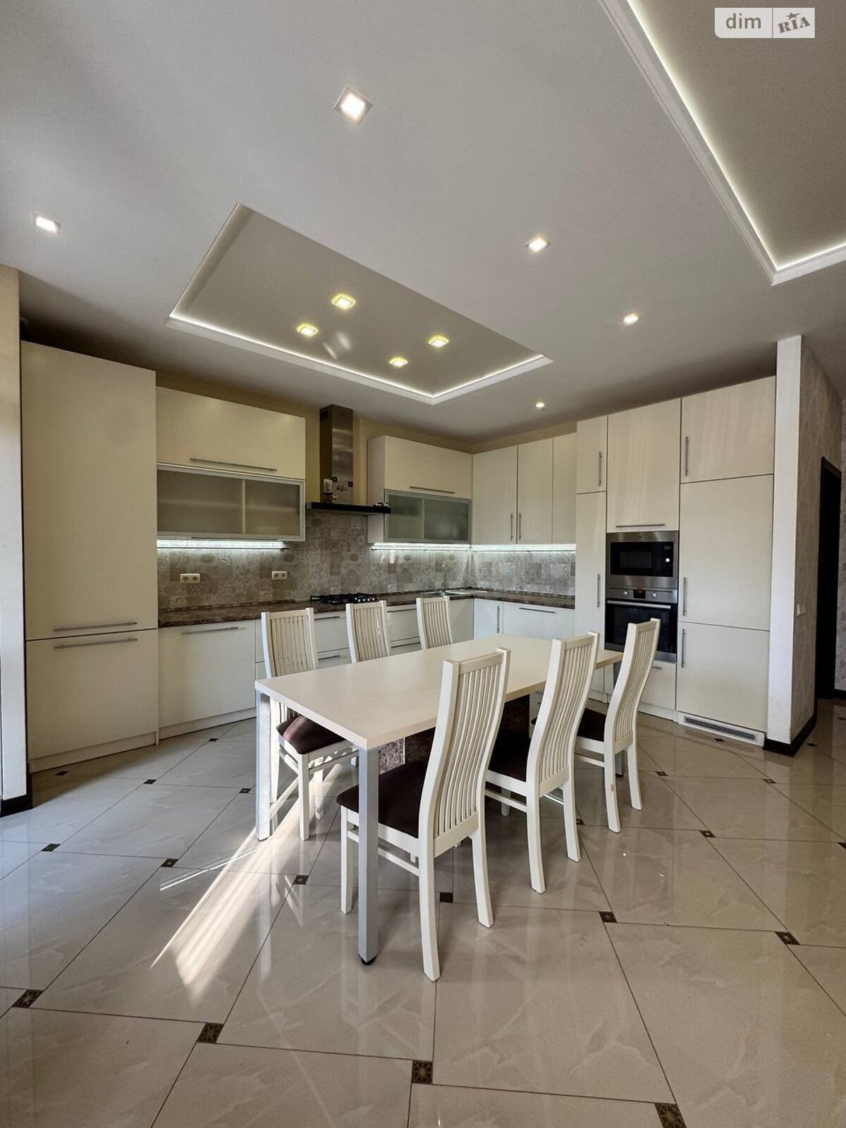 двухкомнатная квартира в Львове, район Богдановка, на ул. Пороховая в аренду на долгий срок помесячно фото 1 двухкомнатная квартира в Львове, район Богдановка, на ул. Пороховая в аренду на долгий срок помесячно фото 1