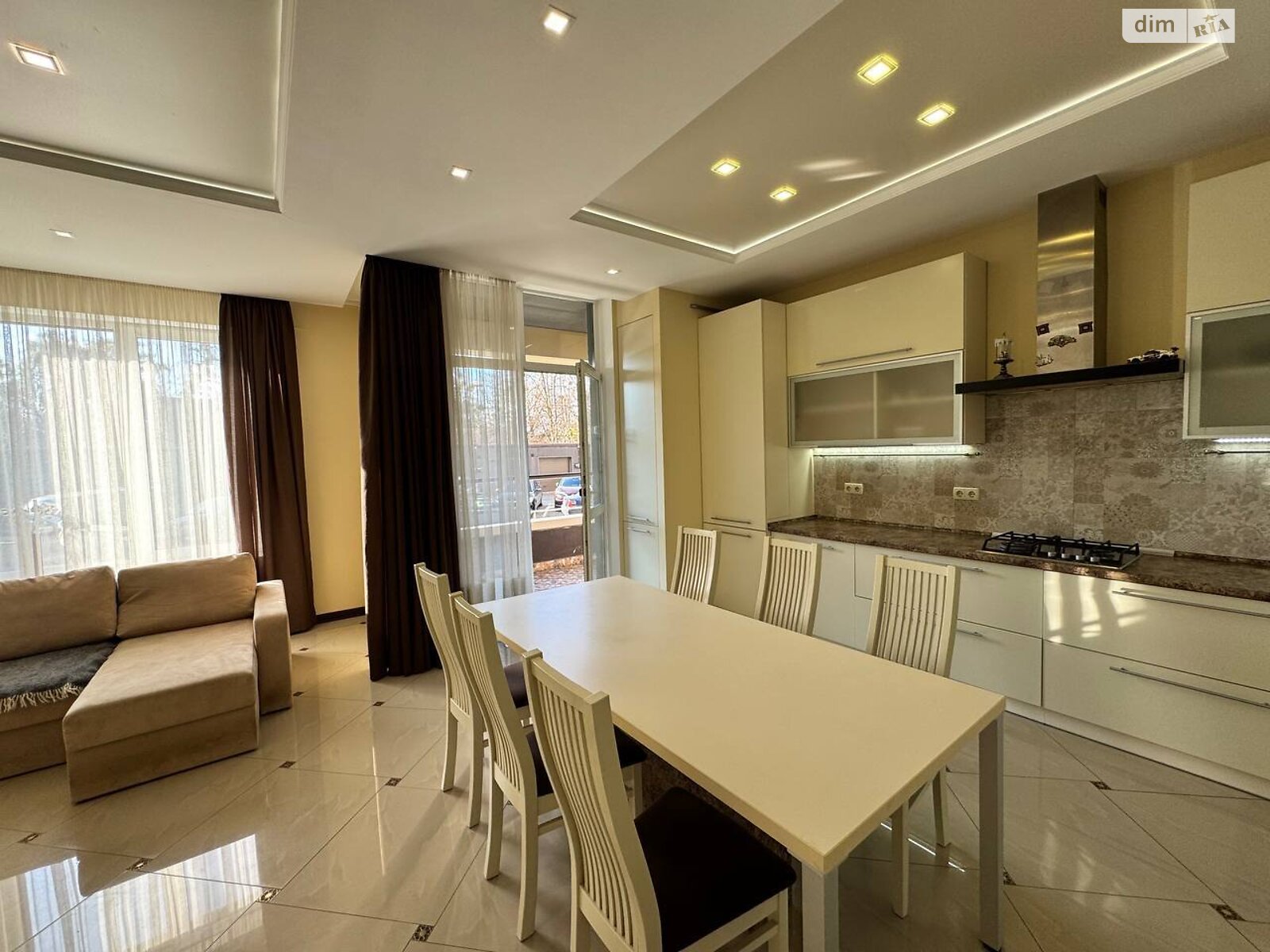 двухкомнатная квартира в Львове, район Богдановка, на ул. Пороховая в аренду на долгий срок помесячно фото 1 двухкомнатная квартира в Львове, район Богдановка, на ул. Пороховая в аренду на долгий срок помесячно фото 1