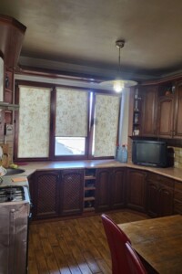 трикімнатна квартира в Львові, район Личаківський, на вул. Черемшини в довготривалу оренду помісячно фото 2
