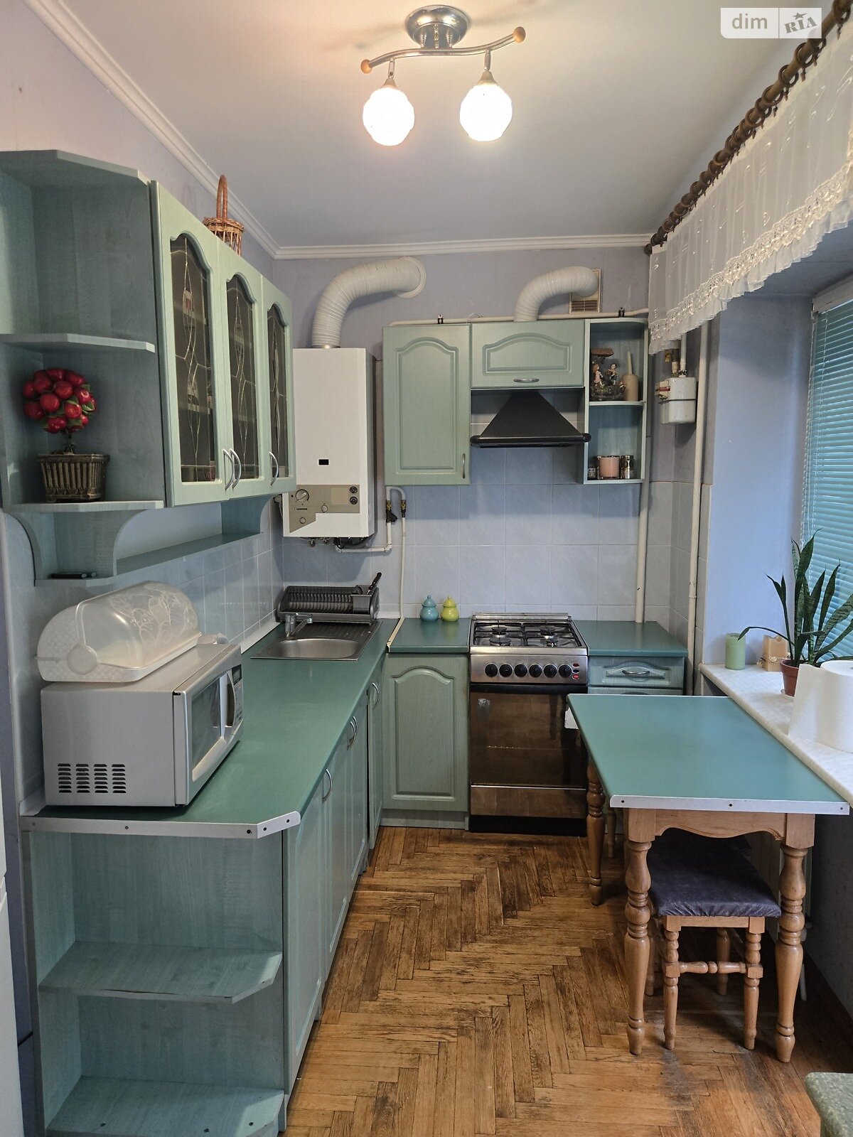 трехкомнатная квартира в Львове, район Франковский, на ул. Андрея Мельника 1 в аренду на долгий срок помесячно фото 1 трехкомнатная квартира в Львове, район Франковский, на ул. Андрея Мельника 1 в аренду на долгий срок помесячно фото 1