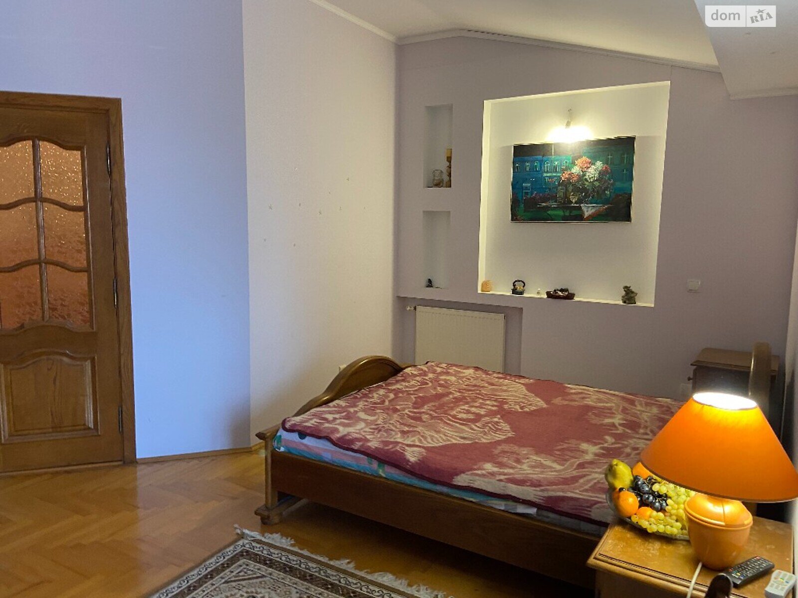 трехкомнатная квартира в Львове, район Франковский, на ул. Рудницкого Академика 21 в аренду на долгий срок помесячно фото 1