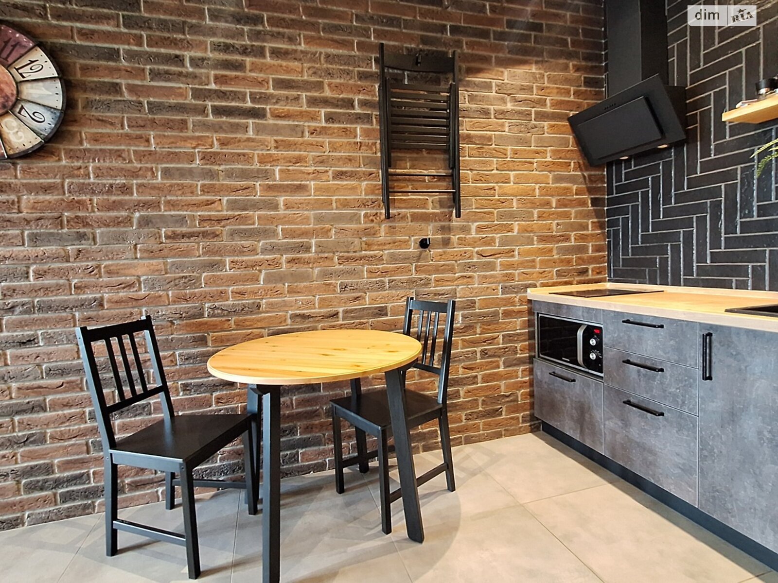 однокімнатна квартира в Львові, район Франківський, на вул. Трускавецька 2А, кв. 87 в довготривалу оренду помісячно фото 1 однокімнатна квартира в Львові, район Франківський, на вул. Трускавецька 2А, кв. 87 в довготривалу оренду помісячно фото 1