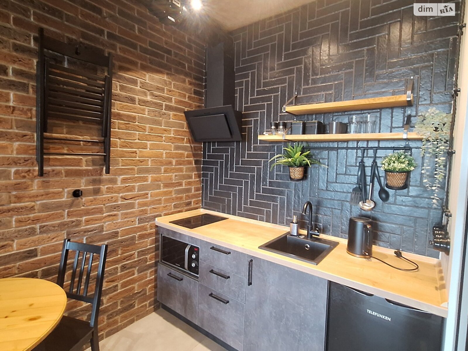 однокімнатна квартира в Львові, район Франківський, на вул. Трускавецька 2А, кв. 87 в довготривалу оренду помісячно фото 1 однокімнатна квартира в Львові, район Франківський, на вул. Трускавецька 2А, кв. 87 в довготривалу оренду помісячно фото 1